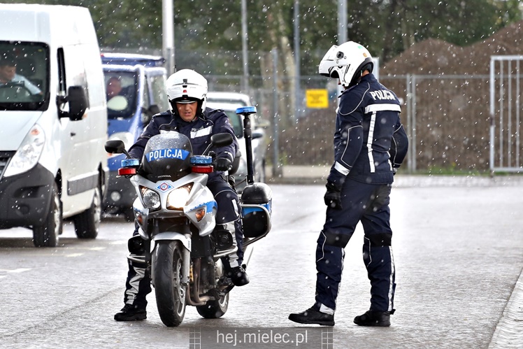 Wojewódzkie eliminacje konkursu ?Policjant Ruchu Drogowego?