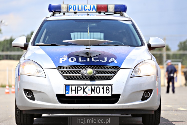 Wojewódzkie eliminacje konkursu ?Policjant Ruchu Drogowego?
