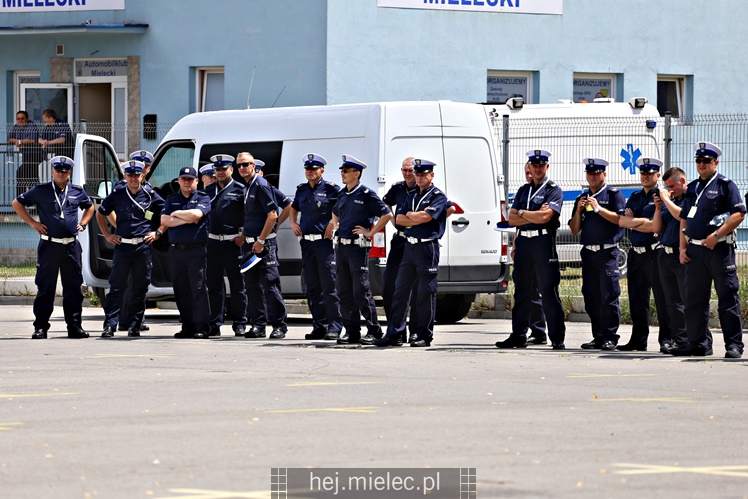 Wojewódzkie eliminacje konkursu ?Policjant Ruchu Drogowego?