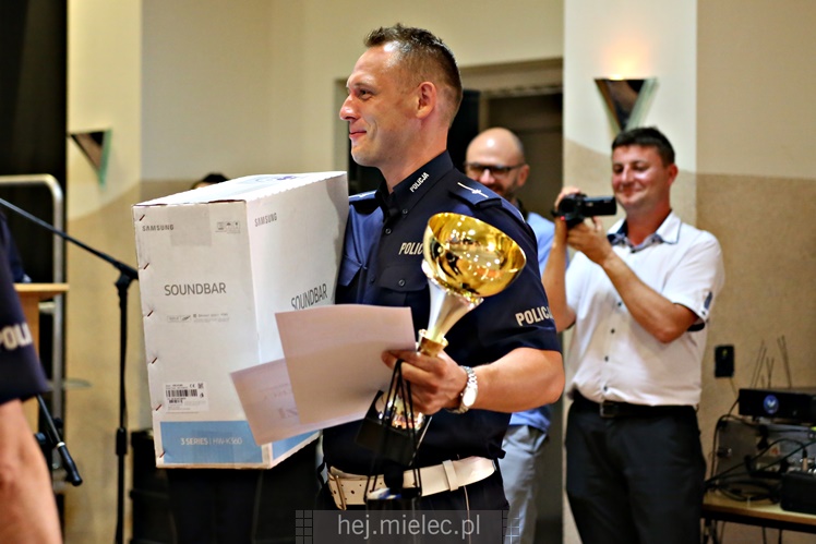 Wojewódzkie eliminacje konkursu ?Policjant Ruchu Drogowego?