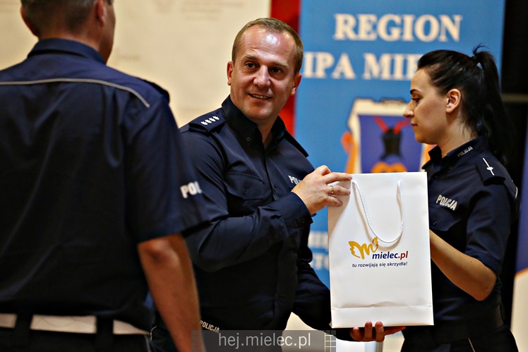 Wojewódzkie eliminacje konkursu ?Policjant Ruchu Drogowego?