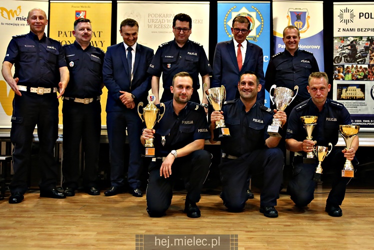 Wojewódzkie eliminacje konkursu ?Policjant Ruchu Drogowego?