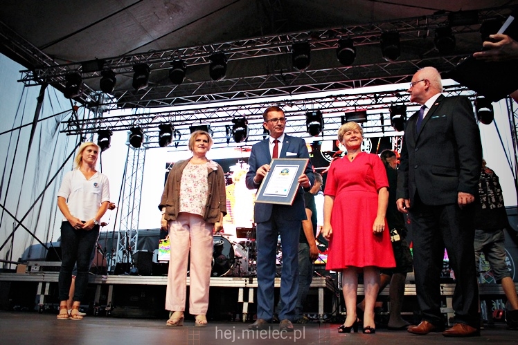 Powiatowe Powitanie Lata 2017: bicie rekordu Polski