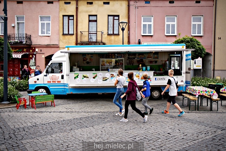 Pierwszy Zlot Food Trucków w Mielcu