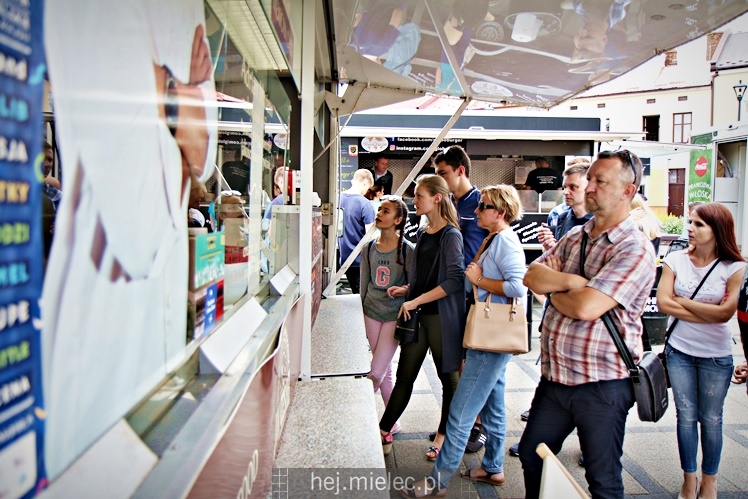 Pierwszy Zlot Food Trucków w Mielcu