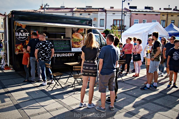 Pierwszy Zlot Food Trucków w Mielcu