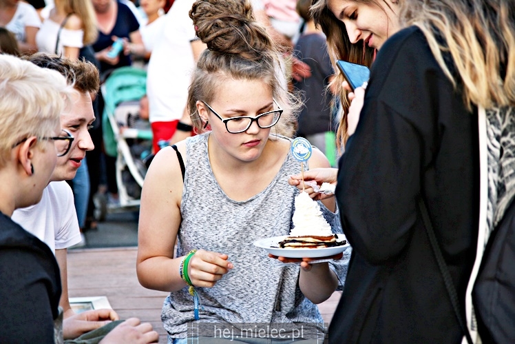 Pierwszy Zlot Food Trucków w Mielcu