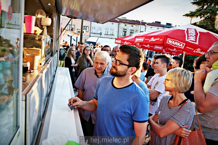 Pierwszy Zlot Food Trucków w Mielcu