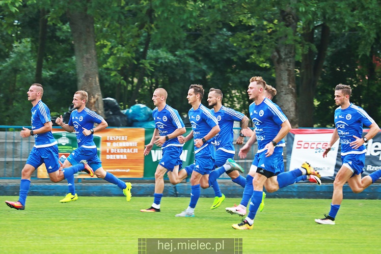 Sparing: Znicz Pruszków - FKS Stal Mielec 0:1