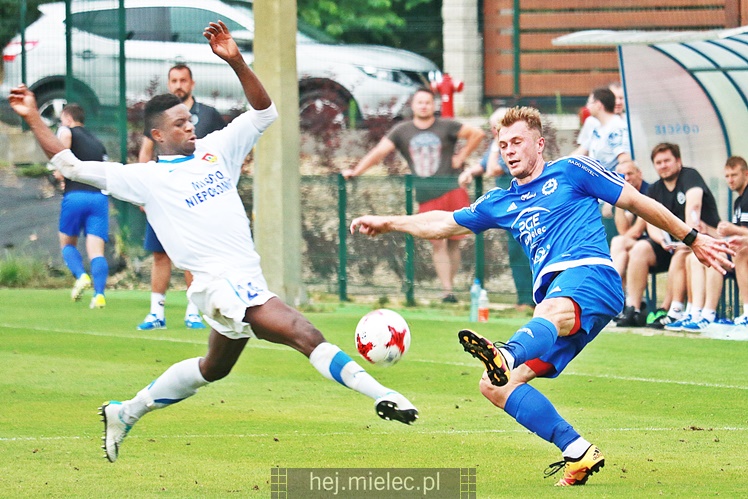 FKS Stal Mielec - Puszcza Niepołomice 0:0