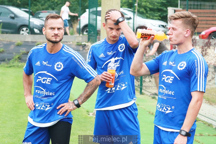 FKS Stal Mielec - Puszcza Niepołomice 0:0