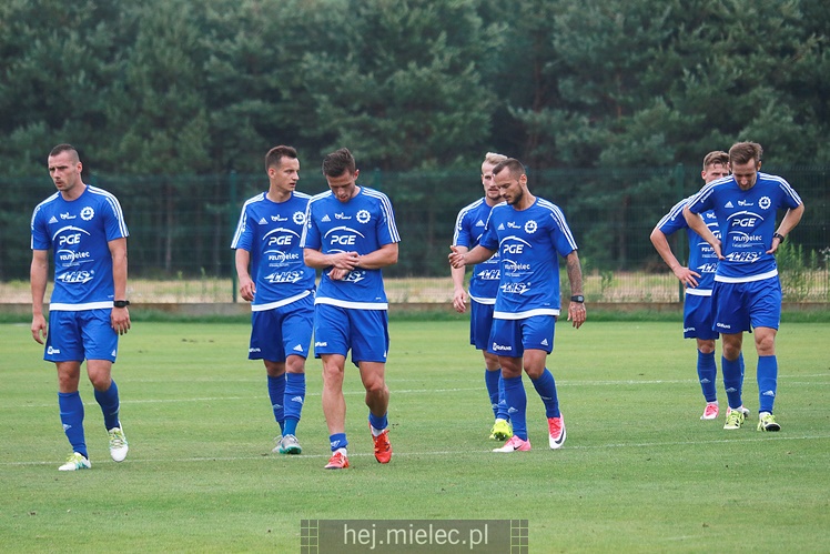 FKS Stal Mielec - Puszcza Niepołomice 0:0