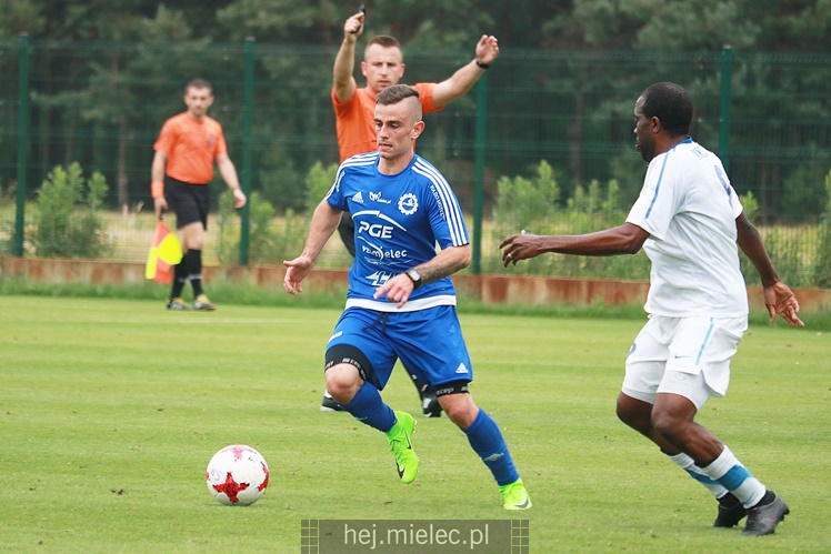 FKS Stal Mielec - Puszcza Niepołomice 0:0