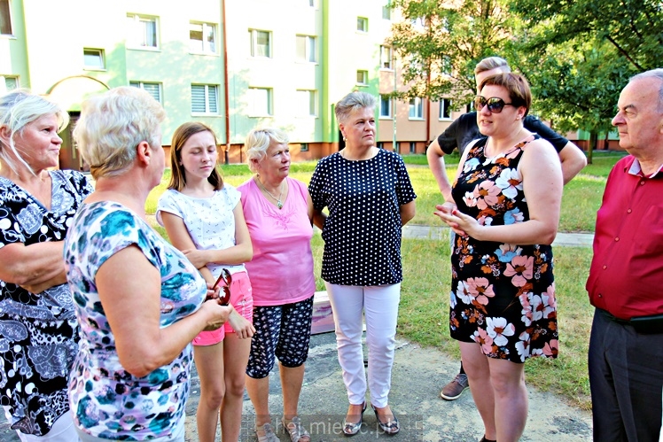 Pierwszy Dzień Sąsiada odbył się na Osiedlu Smoczka