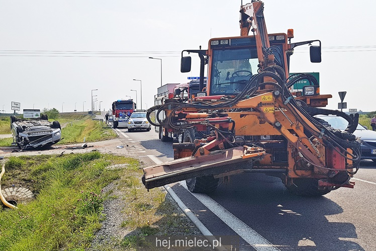 Wypadek na obwodnicy Mielca