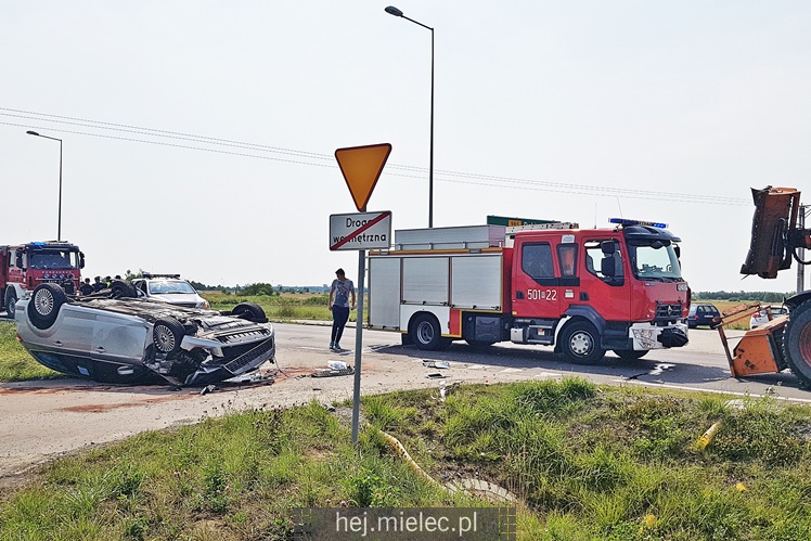 Wypadek na obwodnicy Mielca