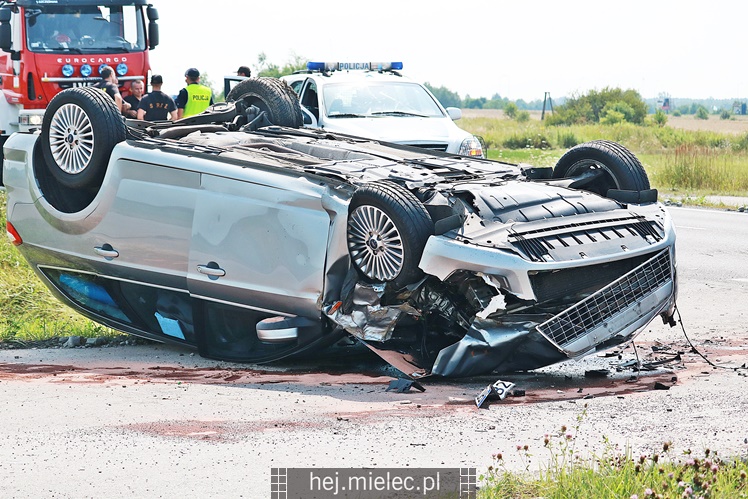 Wypadek na obwodnicy Mielca