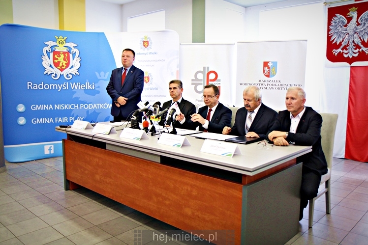 Podpisanie umowy na budowę obwodnicy Radomyśla Wielkiego