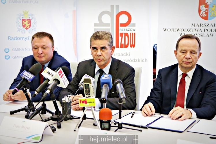 Podpisanie umowy na budowę obwodnicy Radomyśla Wielkiego