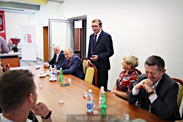 Podpisanie umowy na budowę obwodnicy Radomyśla Wielkiego