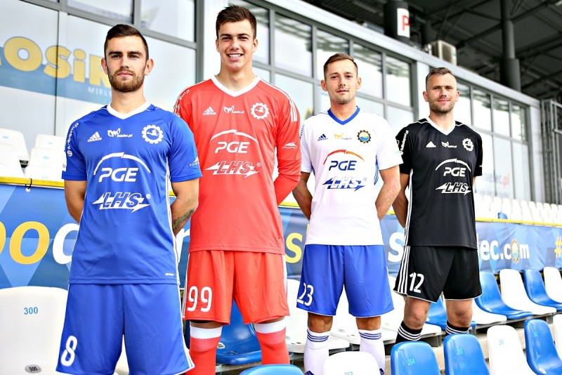 FKS Stal Mielec zaprezentowała stroje meczowe na jesień 2017