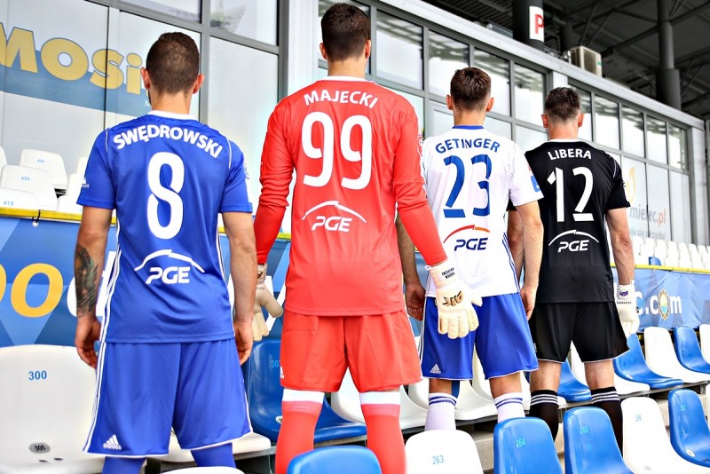 FKS Stal Mielec zaprezentowała stroje meczowe na jesień 2017