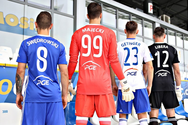 FKS Stal Mielec zaprezentowała stroje meczowe na jesień 2017