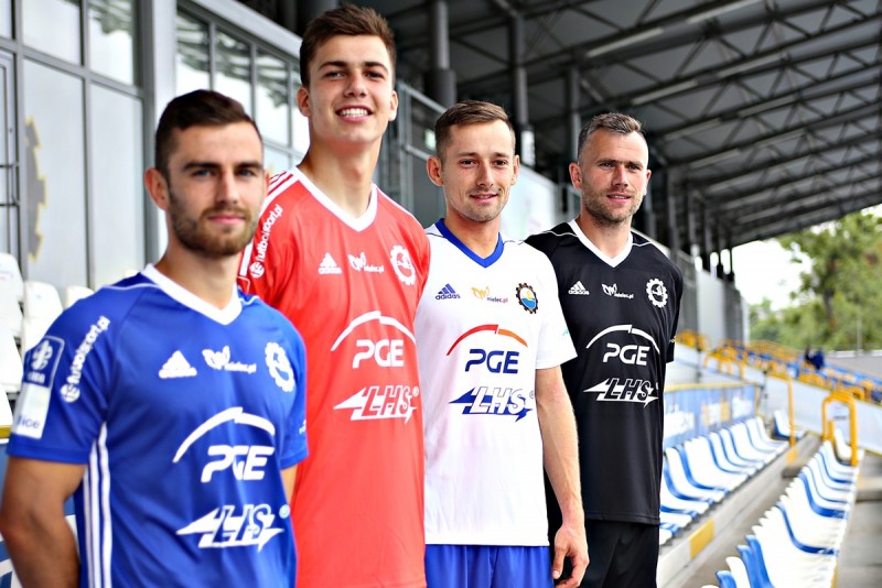 FKS Stal Mielec zaprezentowała stroje meczowe na jesień 2017