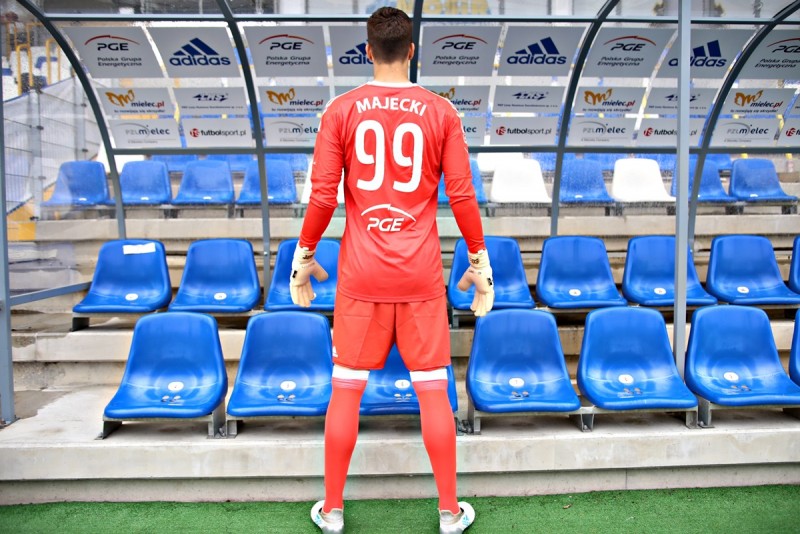 FKS Stal Mielec zaprezentowała stroje meczowe na jesień 2017