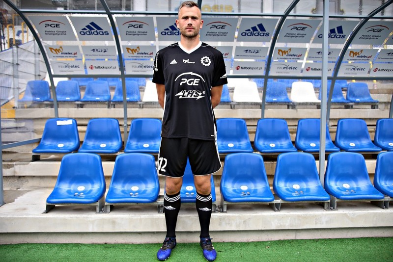 FKS Stal Mielec zaprezentowała stroje meczowe na jesień 2017