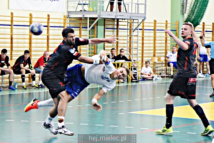 Sparing: SPR Stal Mielec ? Piotrkowianin Piotrków Trybunalski 25:25