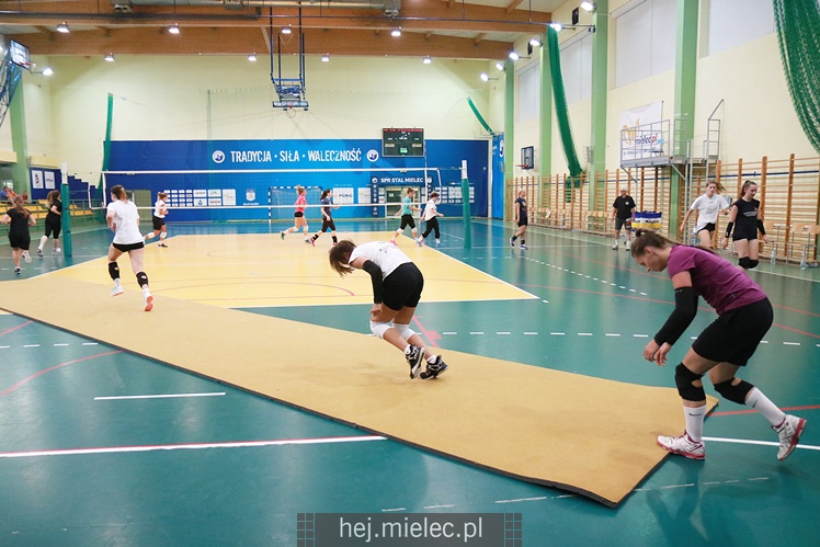 Pierwszy trening UKS Szóstka Mielec