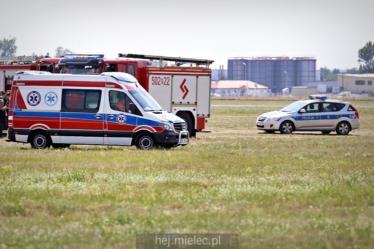 Szybowiec rozbił się na lotnisku! Pilot trafił do szpitala