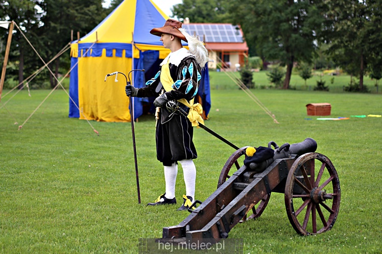 Piknik historyczny w Złotnikach