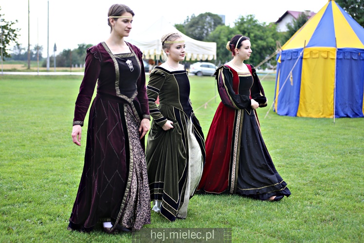 Piknik historyczny w Złotnikach