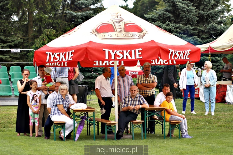 Piknik historyczny w Złotnikach