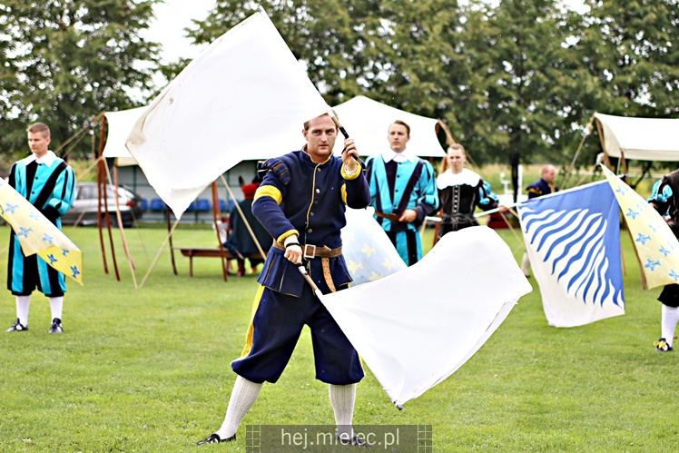 Piknik historyczny w Złotnikach