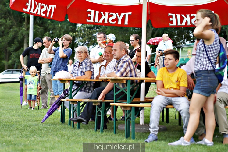 Piknik historyczny w Złotnikach