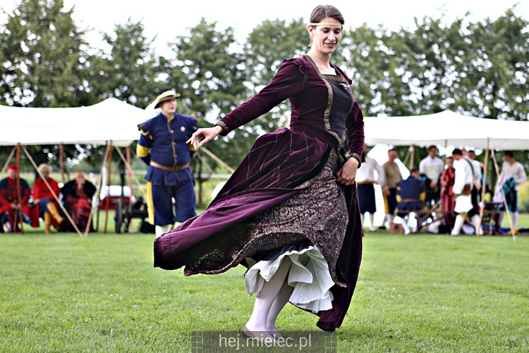 Piknik historyczny w Złotnikach