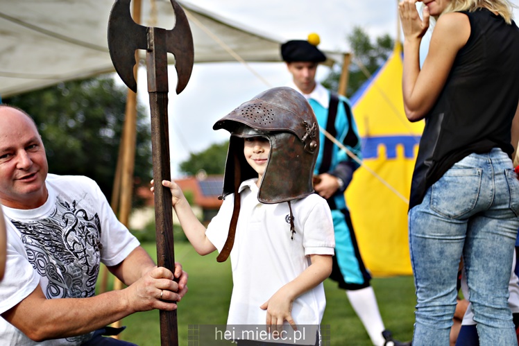Piknik historyczny w Złotnikach