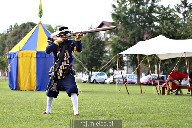 Piknik historyczny w Złotnikach