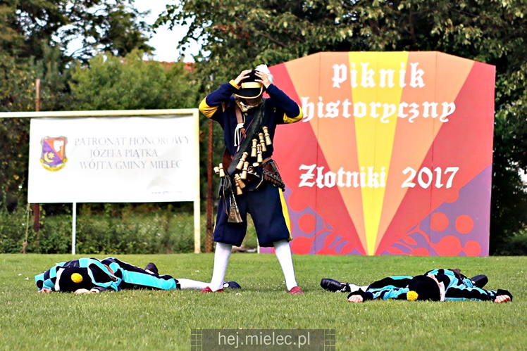 Piknik historyczny w Złotnikach