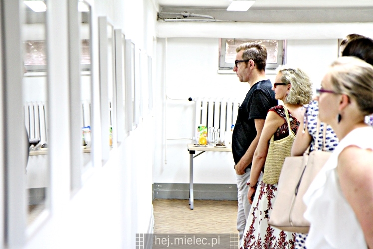 Wernisaż wystawy Macieja Pisuka ?Fotografie z Brzeskiej? w Galerii JARTE