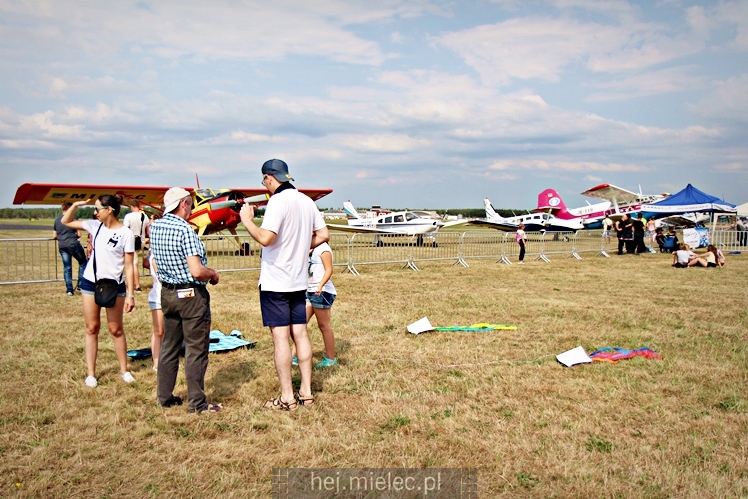 XIX Europejskie Spotkanie AN-2 Mielec 2017 - piknik na lotnisku