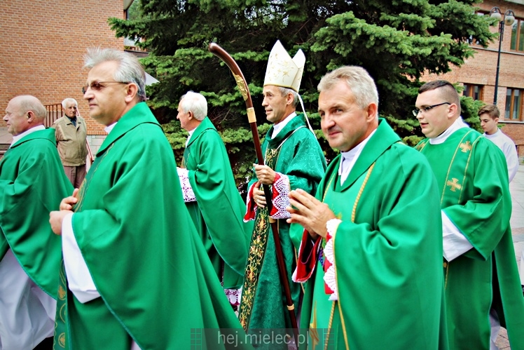 Ksiądz Bogusław Połeć nowym proboszczem parafii MBNP
