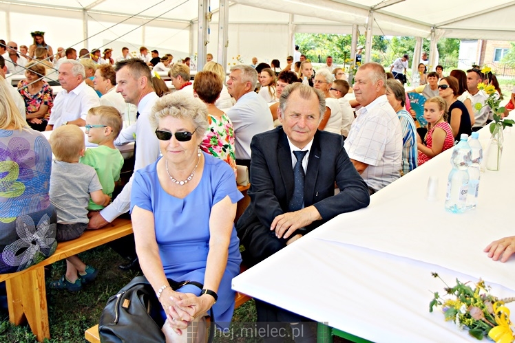 Dożynki gminy Padew Narodowa w miejscowości Pierzchne