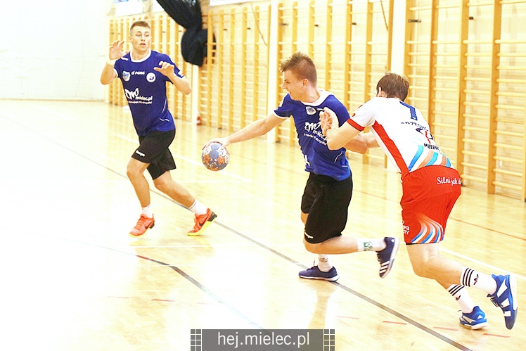 SPR Stal Mielec ? Azoty Puławy 28:31 (15:18)