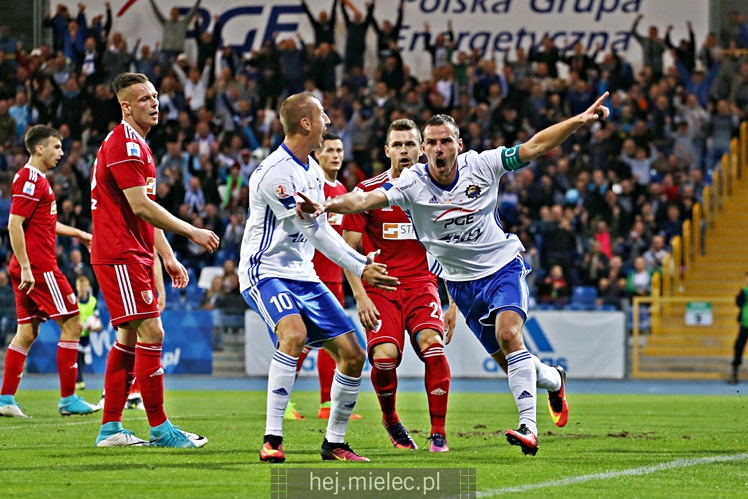 Nice 1 liga:  FKS STAL MIELEC - POGOŃ SIEDLCE