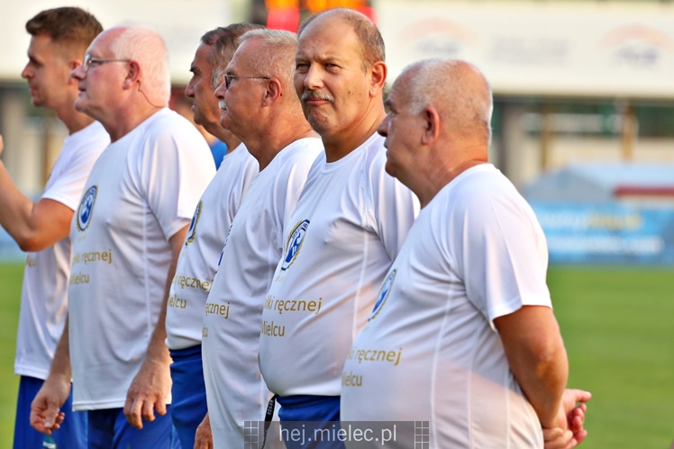 65 lat piłki ręcznej w Mielcu - mecz pokazowy