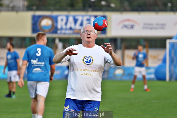 65 lat piłki ręcznej w Mielcu - mecz pokazowy